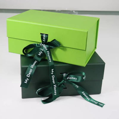 Cartulina rígida plegable de lujo de las cajas de regalo que empaqueta con la cinta